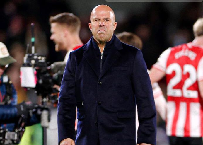 Massacre: A equipe sofreu muitos gols e foi impossível vencer. Eles nem fizeram bem o básico.