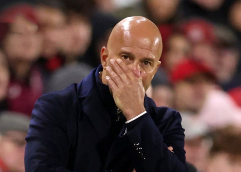 O Liverpool se tornou o quarto time campeão a sofrer quatro derrotas consecutivas na Premier League e a segunda vez que isso aconteceu.