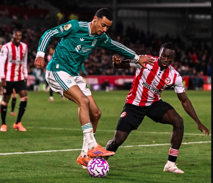 Primeira vez na história do clube! A equipe visitante do Liverpool na Premier League perde cinco jogos consecutivos contra clubes de Londres