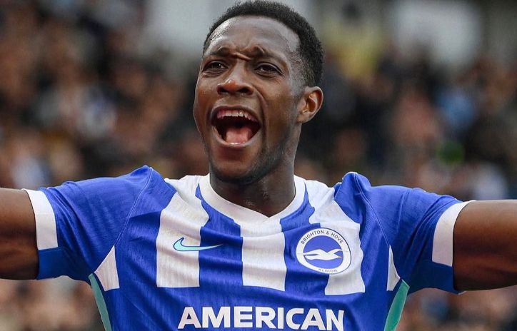 Welbeck: O Manchester United é o adversário mais forte dos últimos tempos, mas está frustrado por causa dos erros que resultaram na perda da bola.