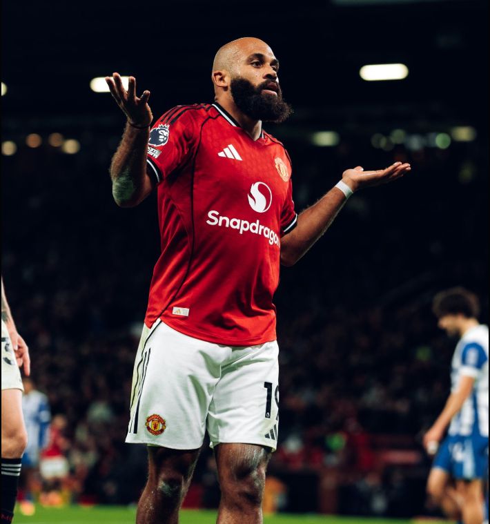 Estatísticas completas do jogo de Mbemo contra Brighton: marcou duas vezes, passando com taxa de sucesso de 89,5%