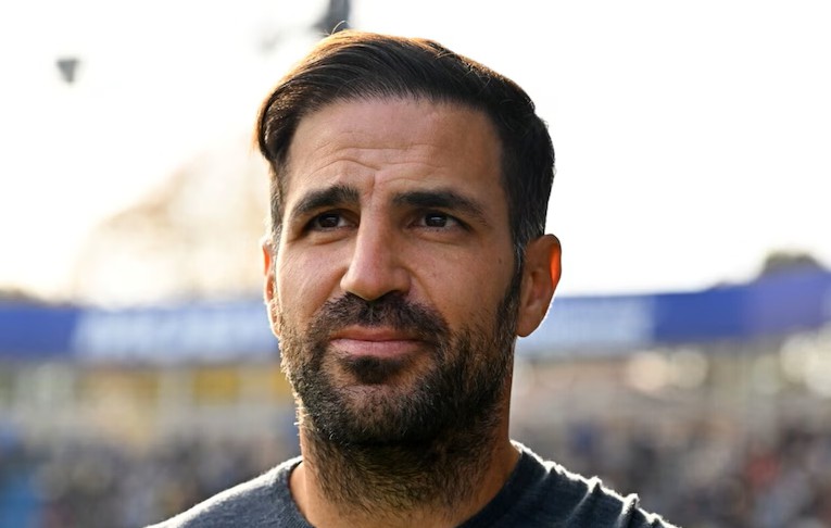 Fabregas: Não haverá muita pressão no empate com o Parma. Uma grande equipe precisa de tempo para polir.
