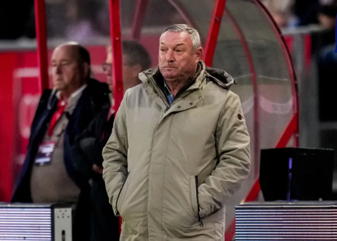 Técnico do Utrecht: A defesa do Porto não tem pontos cegos e o técnico adversário não vai subestimar o adversário por causa da diferença de pontos