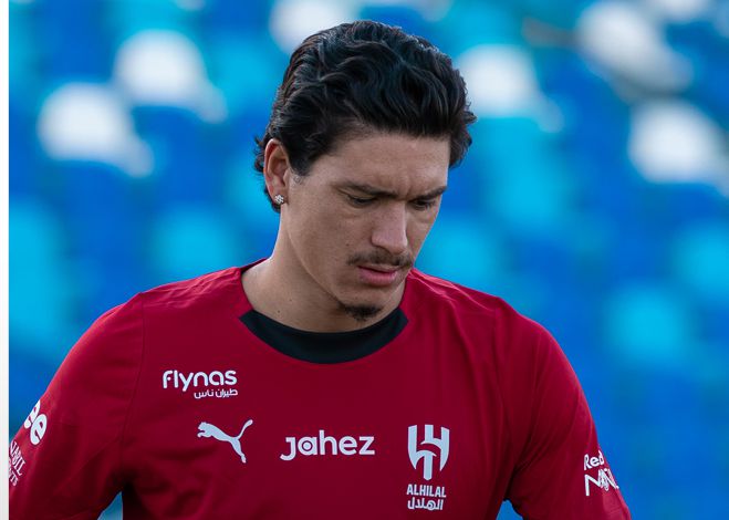 Oficial do Crescent: Malcolm e Milin voltaram a treinar juntos e Nunez ainda está fazendo exercícios de recuperação