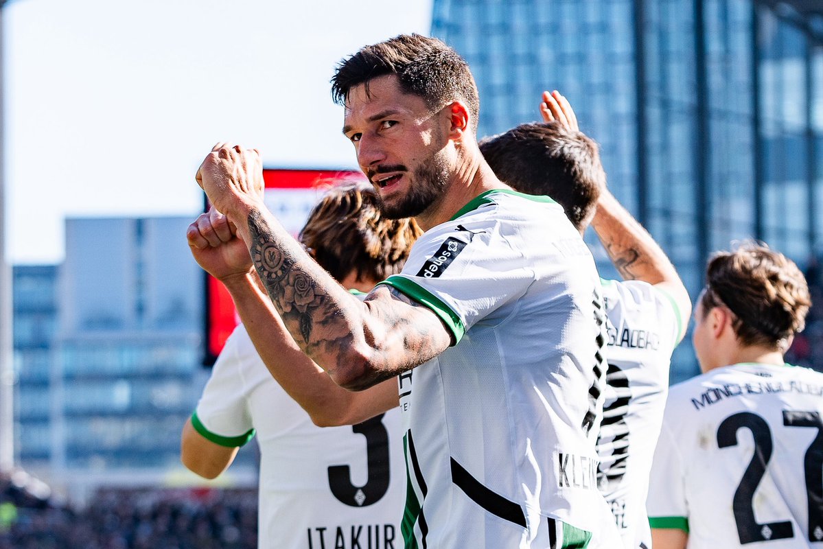 De Sky: Kleindienst está renovando seu contrato com aumento salarial, e o novo diretor espera que isso traga um sinal positivo