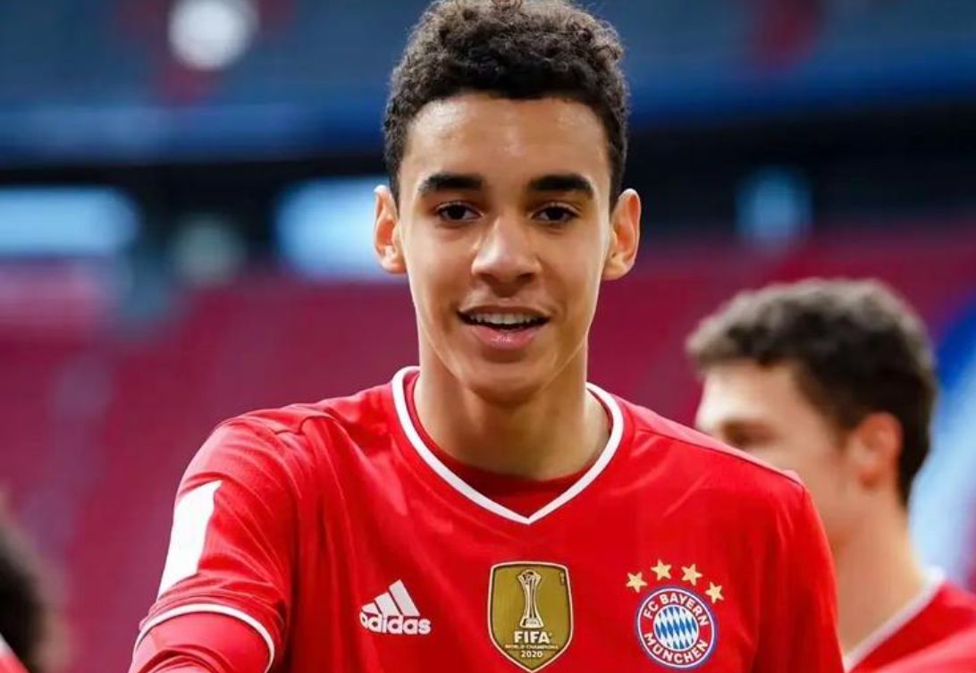 Repórter: Davis e Hiroyuki Ito retornarão à quadra em dezembro, mas Musiala precisará de 4 a 8 semanas