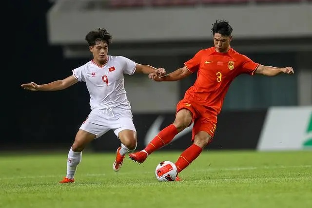 Mídia vietnamita: China Sub-22 está com falta de jogadores, espera-se que todos os principais jogadores do Vietnã vençam facilmente