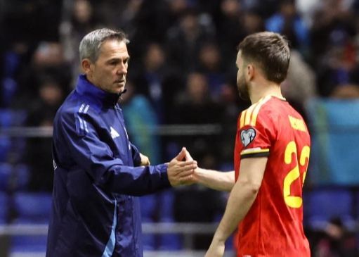 Assistente técnico belga: O goleiro adversário teve um ótimo desempenho e está confiante na classificação para a Copa do Mundo