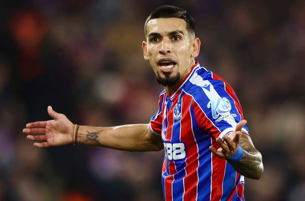 Munoz: Sonho em jogar por um time como o Manchester United, mas agora meu foco está no Crystal Palace