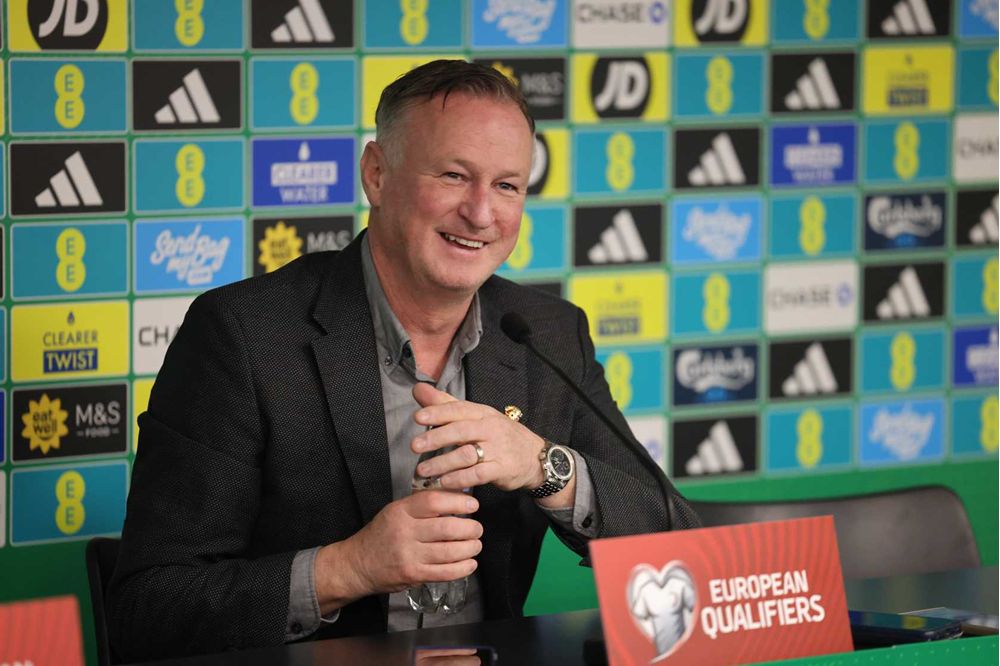 O'Neill: Irlanda do Norte confiante em duas eliminatórias para a Copa do Mundo, apesar das lesões