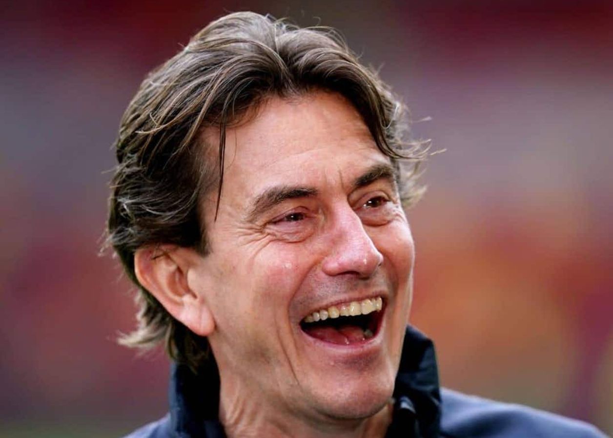 O Tottenham contratou o astro francês Akliusz e enviou olheiros para conduzi-lo no local esta semana