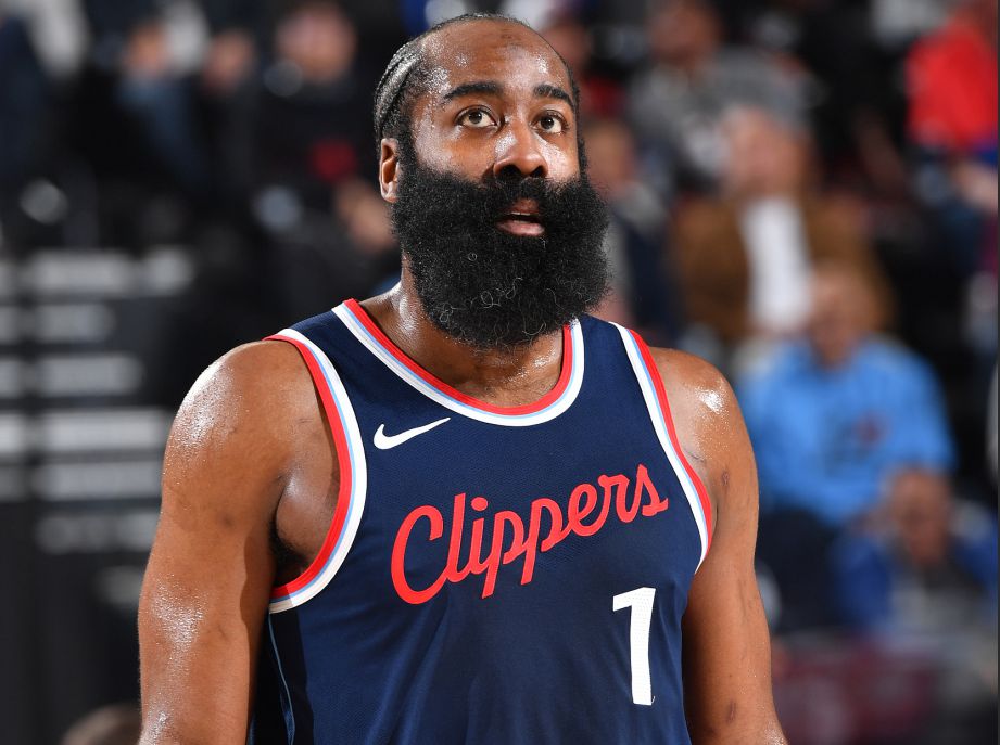 Perdido em erros! O Clippers cometeu 19 erros no jogo, permitindo ao Thunder usar seus erros para marcar 34 pontos.