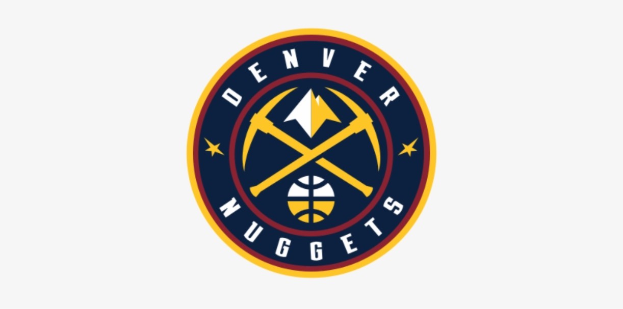 Cameron Johnson está em dúvida para retornar contra o Clippers devido a uma distensão no braço direito