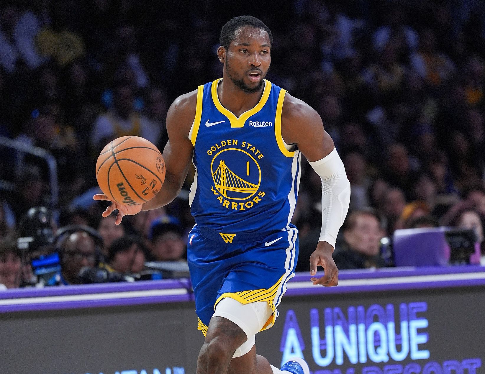 Kuminga joga como reserva! Cole: Não se trata de um jogador, mas de toda a equipe