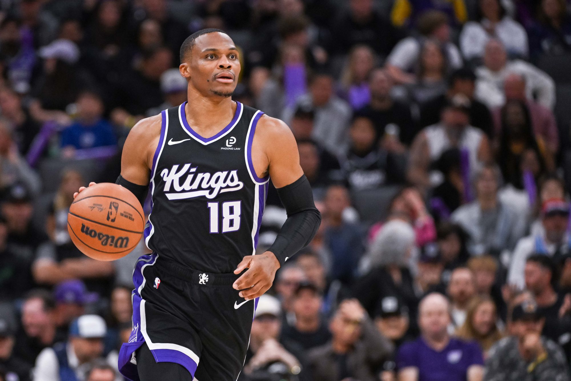 1 de 7 de fora! O quase triplo-duplo de Westbrook é difícil de salvar, e os Kings sofrem uma seqüência de três derrotas consecutivas