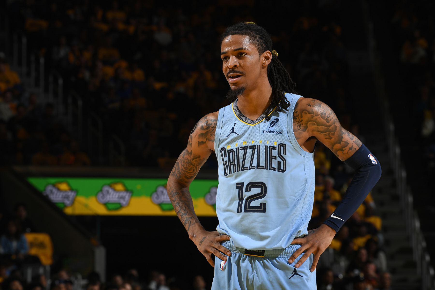 Desaceleração! Morant acertou apenas 25 arremessos nos últimos 5 jogos, mas cometeu 29 erros