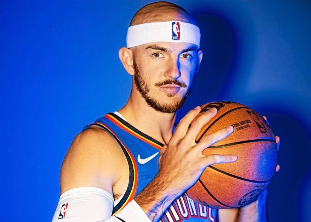 Caruso: Temos a escalação reserva mais forte da liga e Carson é um excelente defensor.