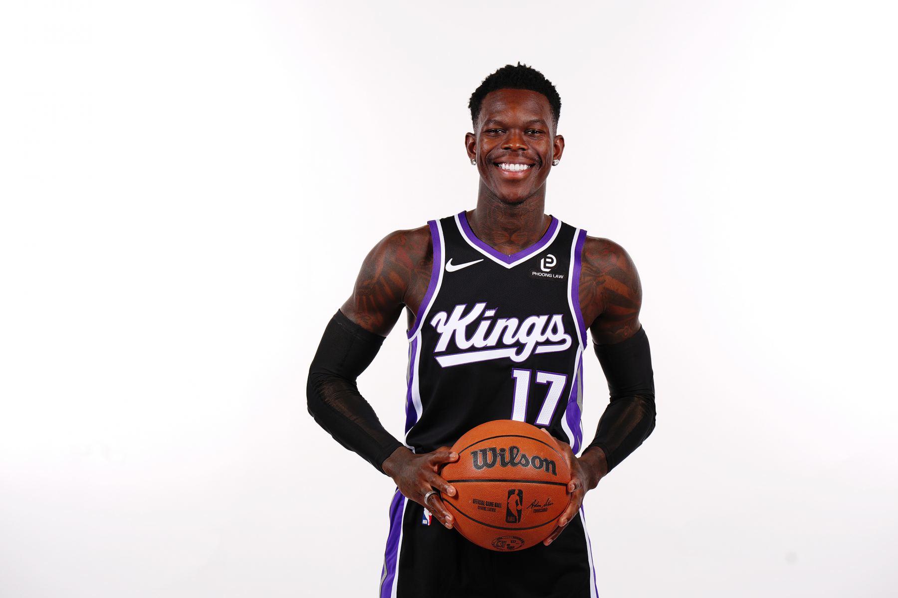 Westbrook deu 8 assistências no intervalo, e Schroeder entrou como reserva e marcou 14 pontos.