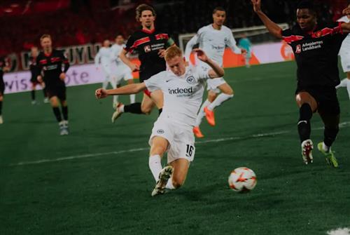 Midtjylland x Eintracht Frankfurt