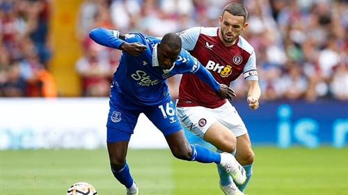 Hibernian x Aston Villa