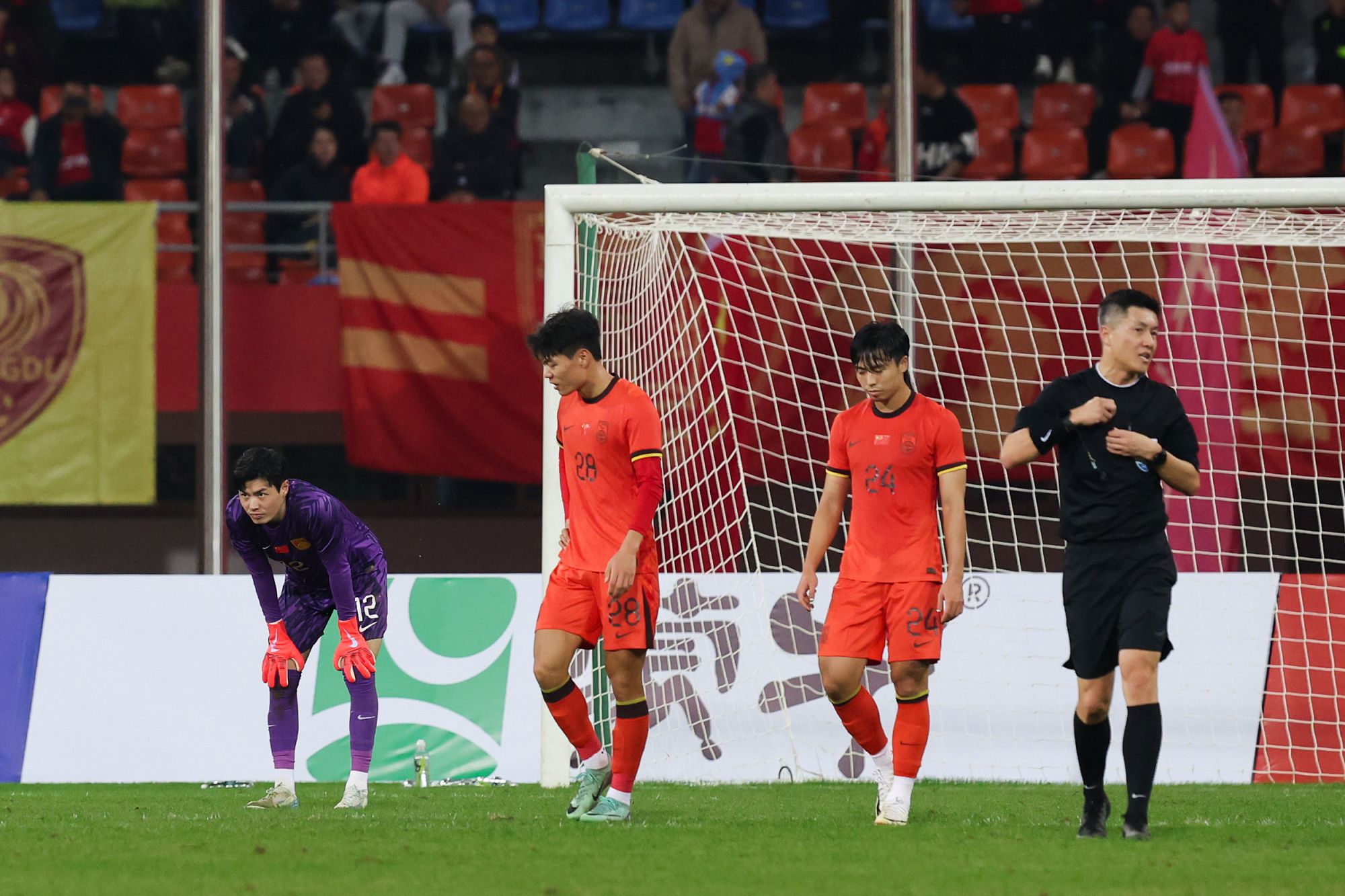 A seleção nacional de futebol Sub-22 perdeu para o Vietnã. A seleção nacional perdeu novamente para o Vietnã após as eliminatórias da Copa do Mundo de 2022.